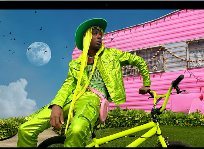 Apple MacBook Air M4 Liquid Retina Display