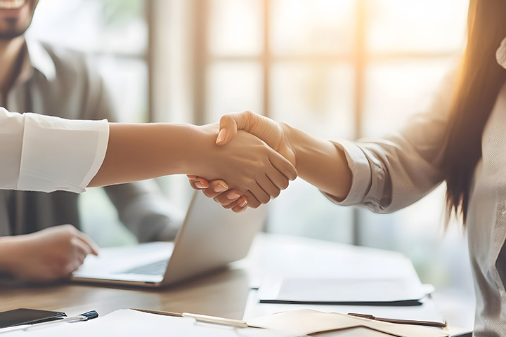 ARTICONA Handshake Image